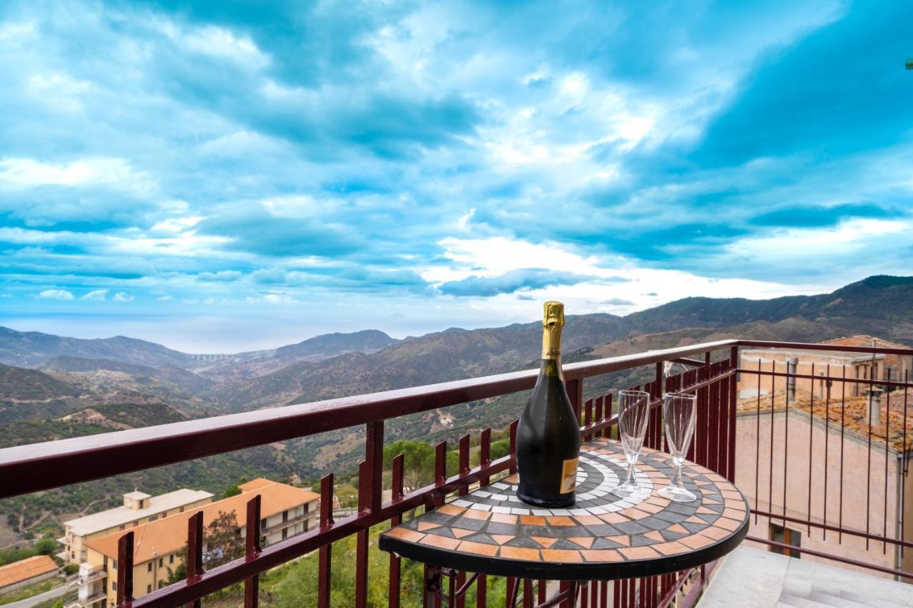 Casa Vacanze Dell'Angelo San Mauro Castelverde Exteriér fotografie